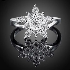 Silver Snowflake Cubic Zirconia Diamond Ring